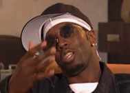 吹牛老爹康姆斯(Sean“Diddy”Combs)多年前在一段令人震惊的视频中开玩笑说，他在派对上被逮捕