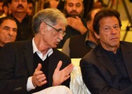 Pervez Khattak称伊姆兰汗是“巴基斯坦最大的骗子”